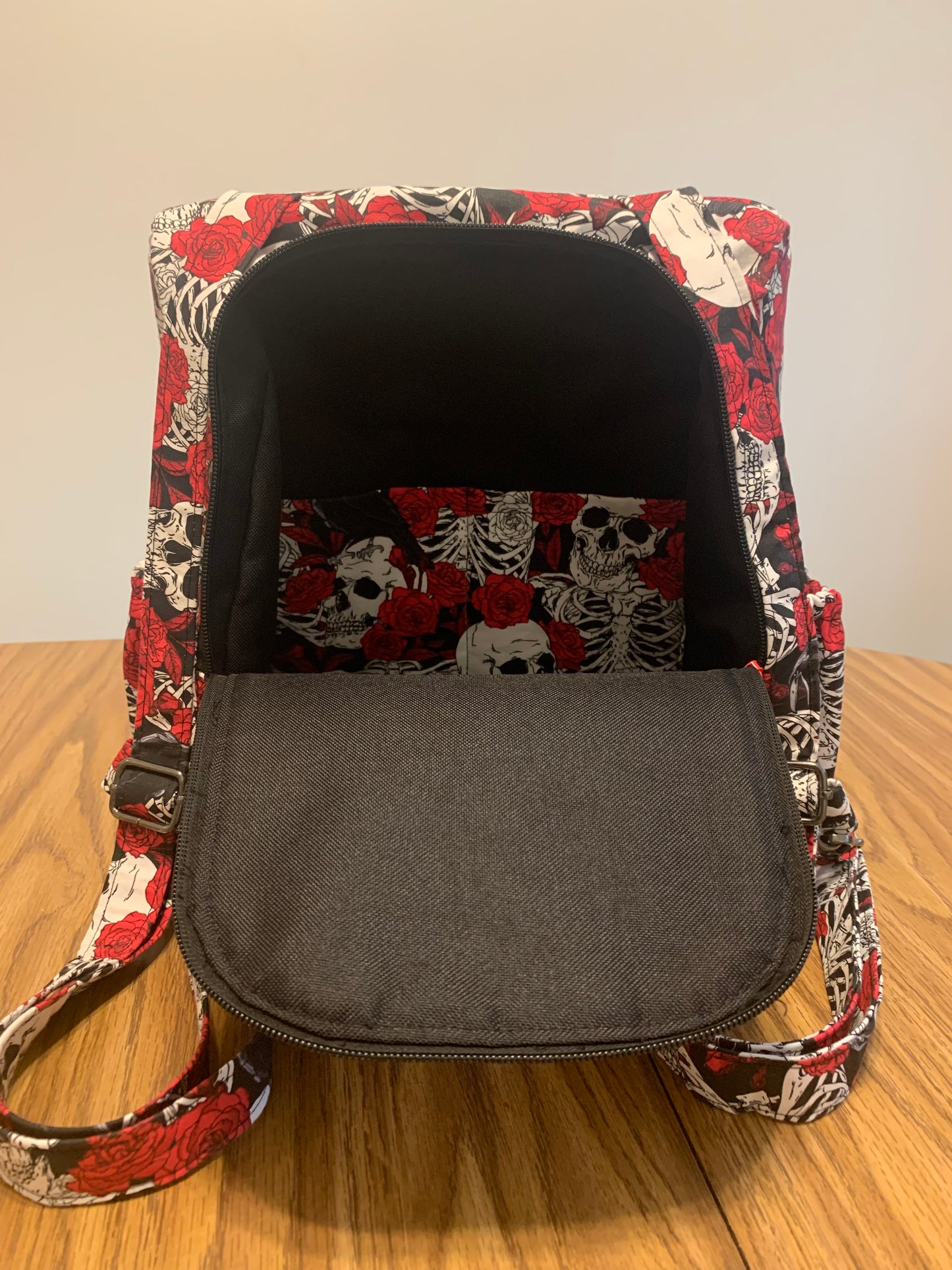 Skull & Roses Anti-Theft Backpack